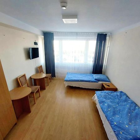 Tanie Noclegi Urzednicza Kielce Exteriör bild